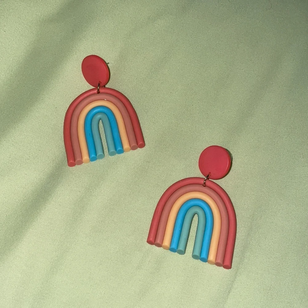 rainbow clay earrings - Picture 4 of 5